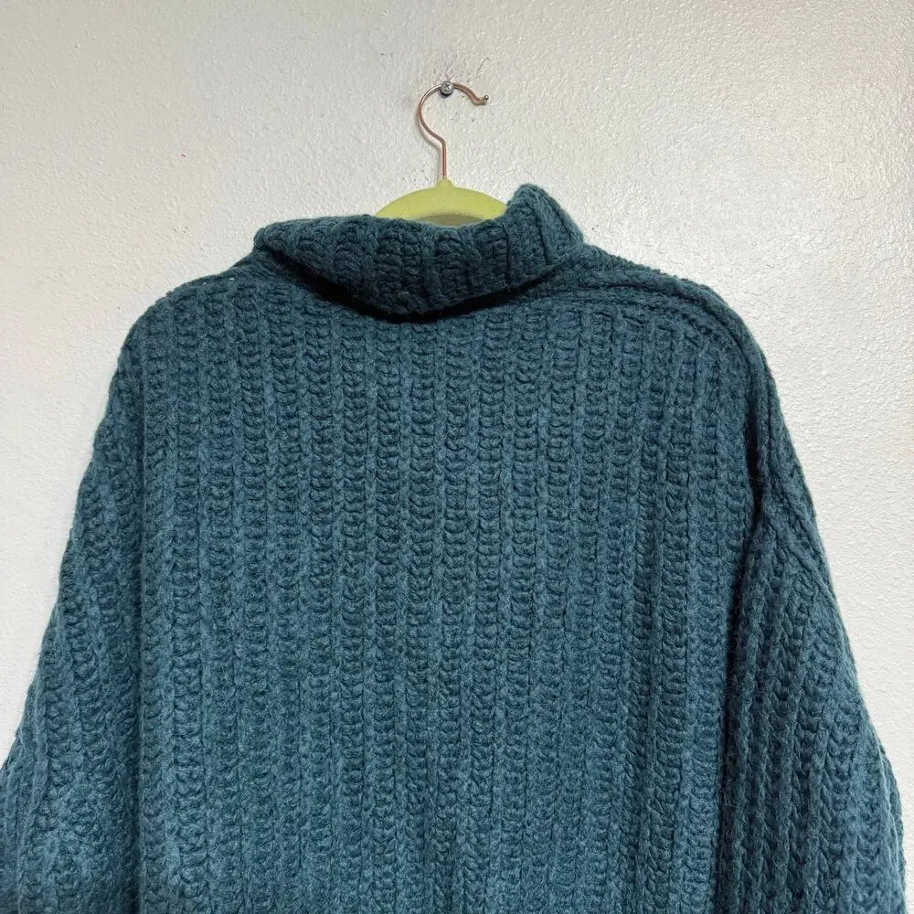 Free People Green Chunky Knit Turtleneck Oversized Sweater Sz XS